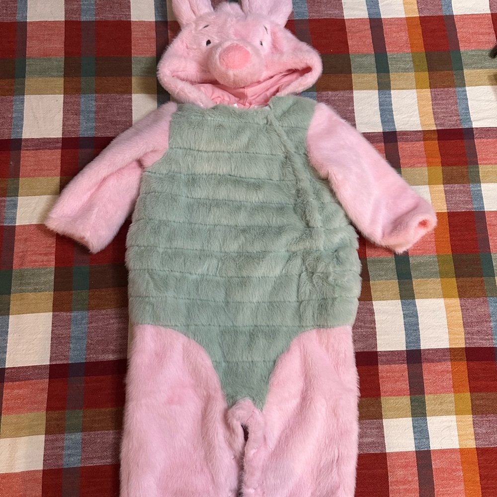 Piglet costume